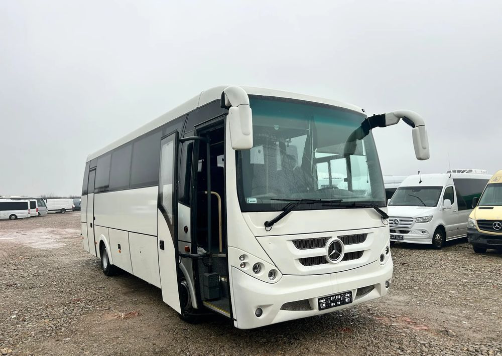 Mercedes-Benz Atego - Távolsági busz: 1 kép. Mercedes-Benz Atego - Távolsági busz: 1 kép.