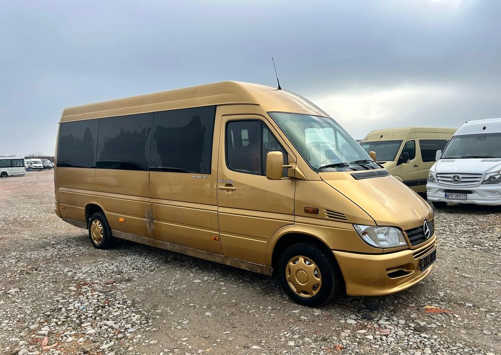 Mercedes-Benz Sprinter 311 - Minibusz, Kisbusz: 1 kép. Mercedes-Benz Sprinter 311 - Minibusz, Kisbusz: 1 kép.