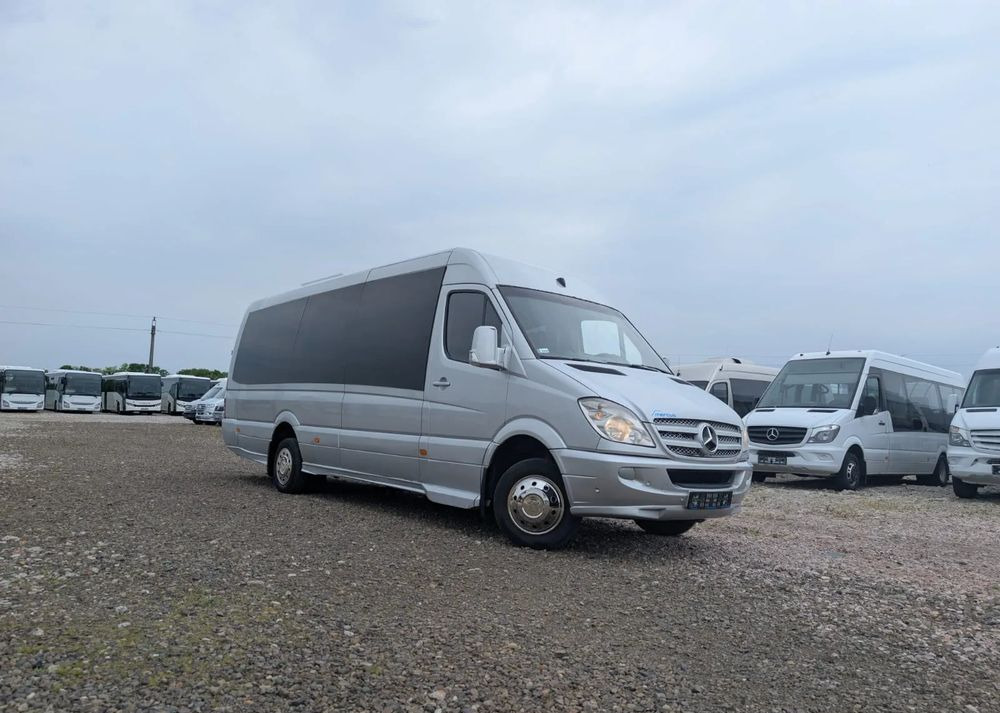 Mercedes-Benz Sprinter 516 - Minibusz, Kisbusz: 1 kép. Mercedes-Benz Sprinter 516 - Minibusz, Kisbusz: 1 kép.