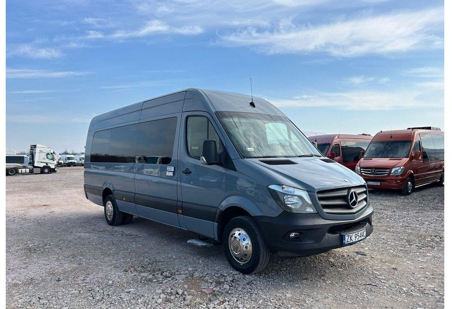 Mercedes-Benz Sprinter 516 - Minibusz, Kisbusz: 1 kép. Mercedes-Benz Sprinter 516 - Minibusz, Kisbusz: 1 kép.