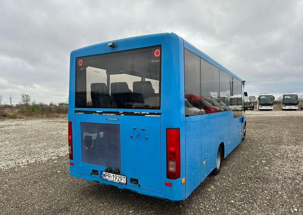 Mercedes-Benz Sprinter 516 - Helyközi busz: 4 kép. Mercedes-Benz Sprinter 516 - Helyközi busz: 4 kép.
