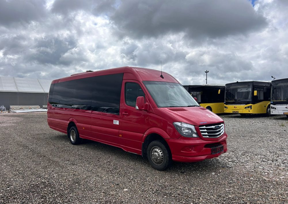 Mercedes-Benz Sprinter 516 - Minibusz, Kisbusz: 1 kép. Mercedes-Benz Sprinter 516 - Minibusz, Kisbusz: 1 kép.