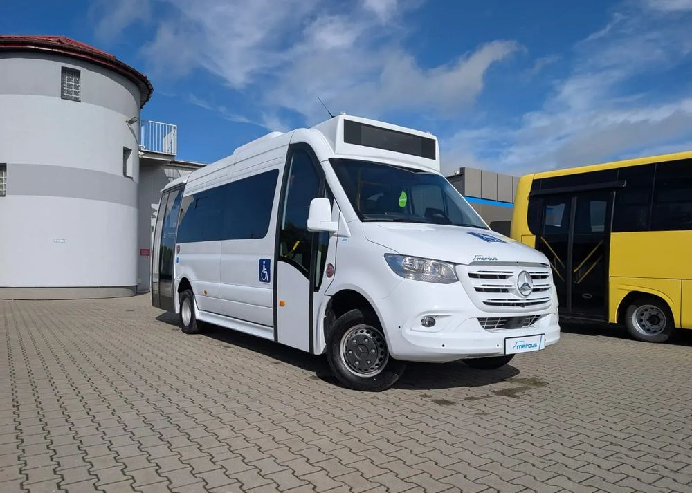 Mercedes-Benz Sprinter 517 - Városi busz: 1 kép. Mercedes-Benz Sprinter 517 - Városi busz: 1 kép.
