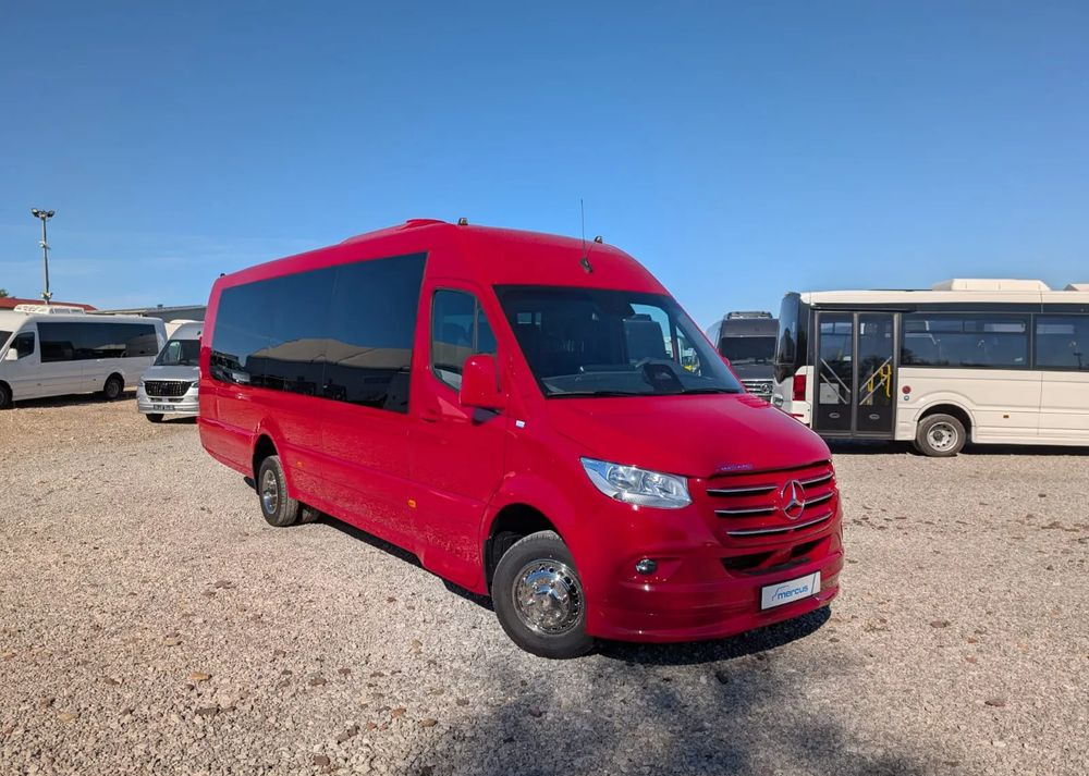 Mercedes-Benz Sprinter 517 - Minibusz, Kisbusz: 1 kép. Mercedes-Benz Sprinter 517 - Minibusz, Kisbusz: 1 kép.