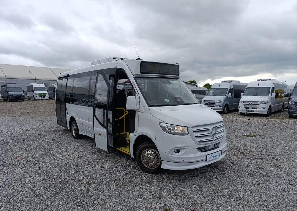 Mercedes-Benz Sprinter 517 - Minibusz, Kisbusz: 1 kép. Mercedes-Benz Sprinter 517 - Minibusz, Kisbusz: 1 kép.