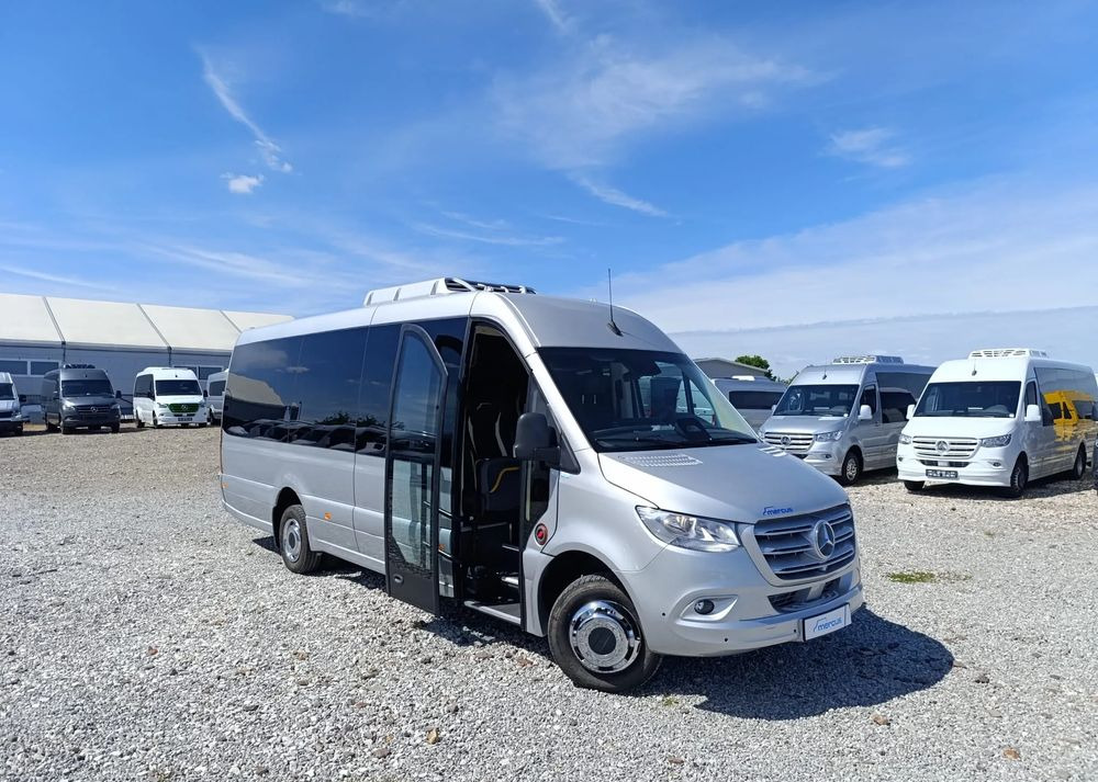 Mercedes-Benz Sprinter 517 - Minibusz, Kisbusz: 1 kép. Mercedes-Benz Sprinter 517 - Minibusz, Kisbusz: 1 kép.