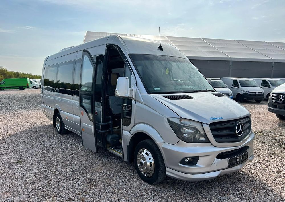 Mercedes-Benz Sprinter 519 - Minibusz, Kisbusz: 1 kép. Mercedes-Benz Sprinter 519 - Minibusz, Kisbusz: 1 kép.