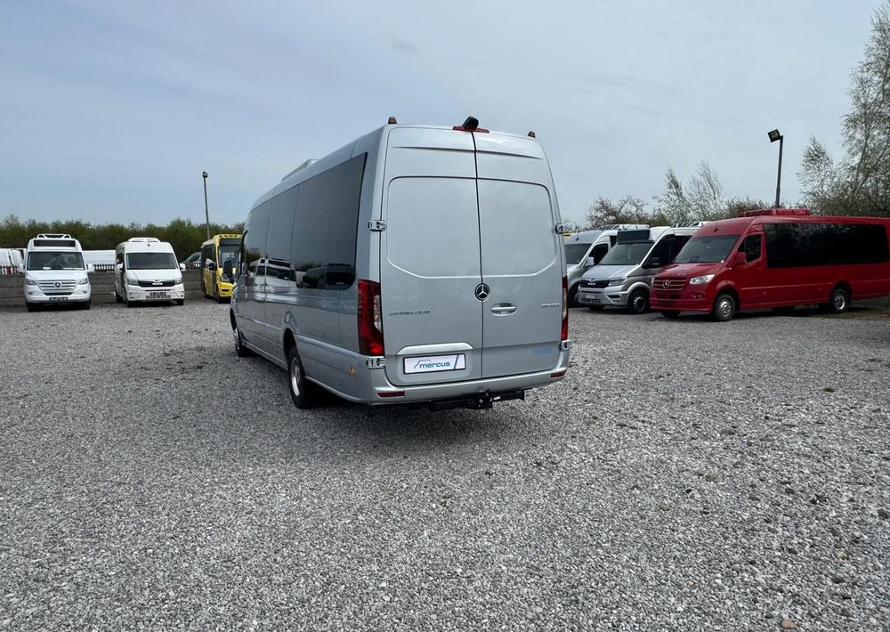Mercedes-Benz Sprinter 519 - Minibusz, Kisbusz: 5 kép. Mercedes-Benz Sprinter 519 - Minibusz, Kisbusz: 5 kép.