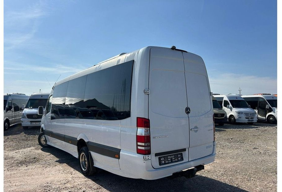 Mercedes-Benz Sprinter 519 - Minibusz, Kisbusz: 4 kép. Mercedes-Benz Sprinter 519 - Minibusz, Kisbusz: 4 kép.