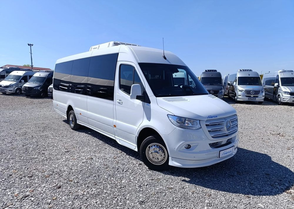 Mercedes-Benz Sprinter 519 - Minibusz, Kisbusz: 1 kép. Mercedes-Benz Sprinter 519 - Minibusz, Kisbusz: 1 kép.