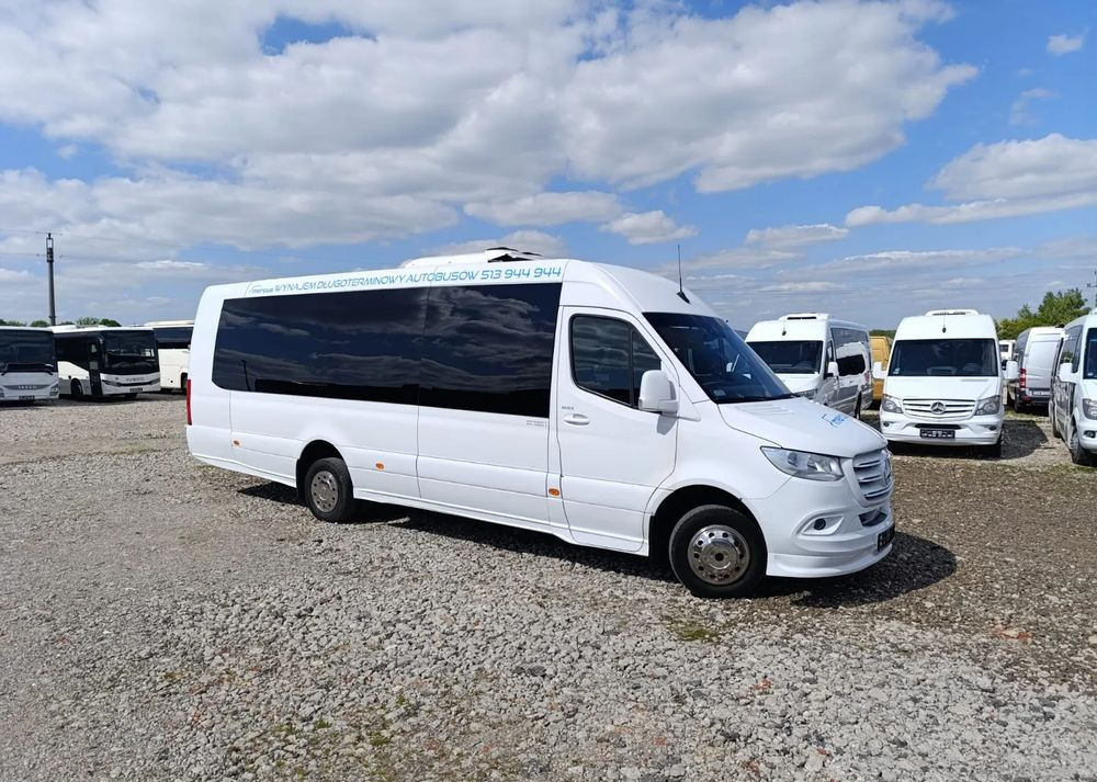 Mercedes-Benz Sprinter 519 - Minibusz, Kisbusz: 2 kép. Mercedes-Benz Sprinter 519 - Minibusz, Kisbusz: 2 kép.