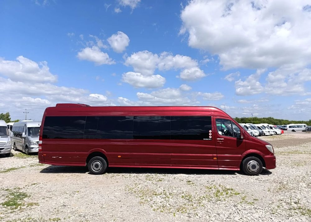 Mercedes-Benz Sprinter 519 - Minibusz, Kisbusz: 3 kép. Mercedes-Benz Sprinter 519 - Minibusz, Kisbusz: 3 kép.