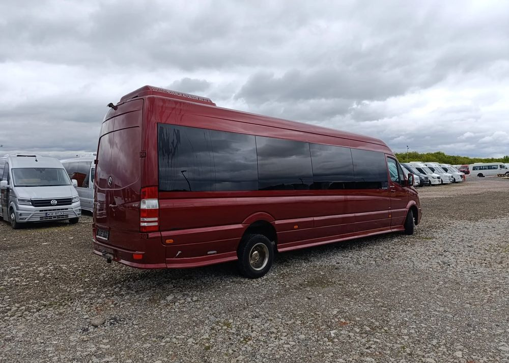 Mercedes-Benz Sprinter 519 - Minibusz, Kisbusz: 4 kép. Mercedes-Benz Sprinter 519 - Minibusz, Kisbusz: 4 kép.