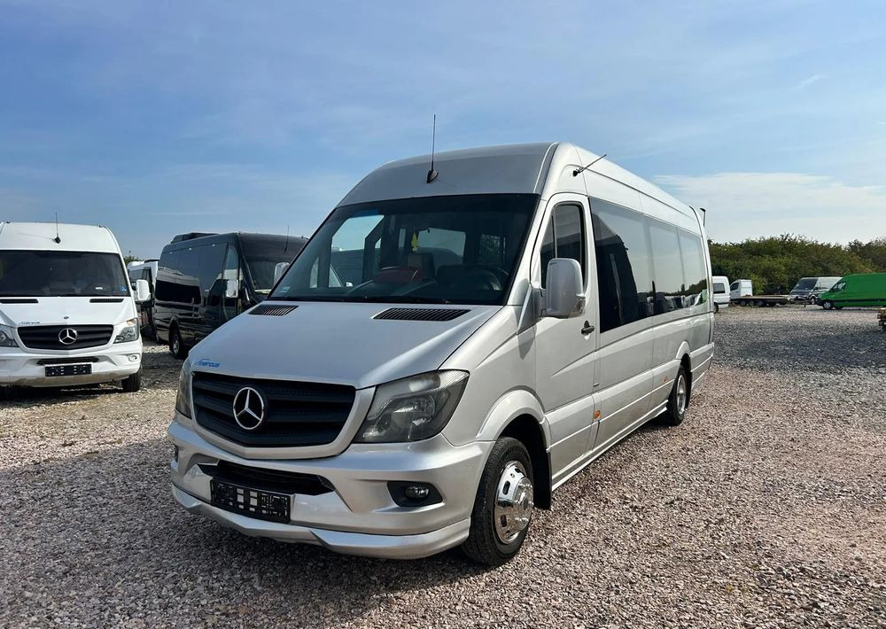 Mercedes-Benz Sprinter 519 - Minibusz, Kisbusz: 5 kép. Mercedes-Benz Sprinter 519 - Minibusz, Kisbusz: 5 kép.
