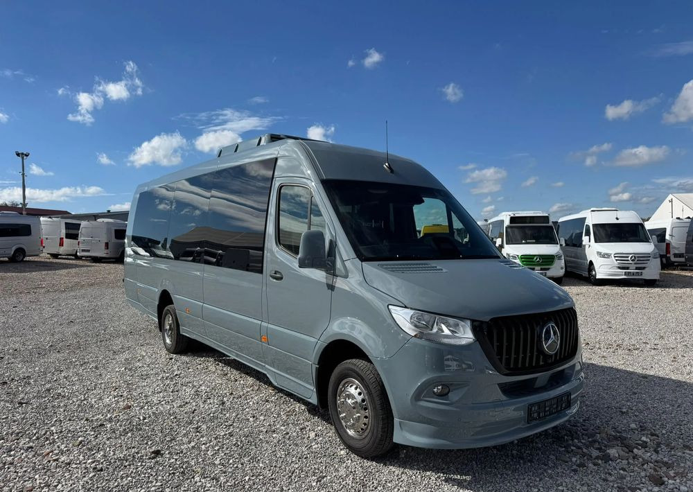 Mercedes-Benz Sprinter 519 - Minibusz, Kisbusz: 1 kép. Mercedes-Benz Sprinter 519 - Minibusz, Kisbusz: 1 kép.