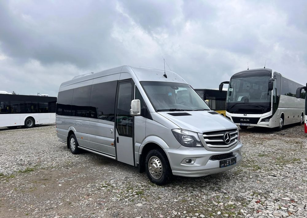 Mercedes-Benz Sprinter 519 - Minibusz, Kisbusz: 1 kép. Mercedes-Benz Sprinter 519 - Minibusz, Kisbusz: 1 kép.