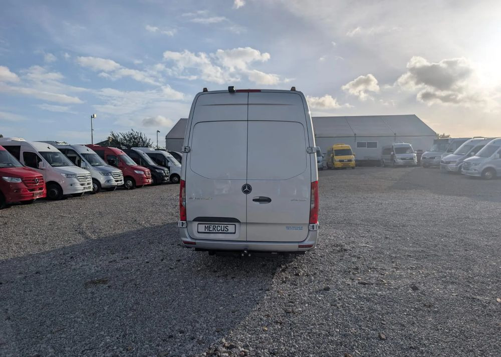 Mercedes-Benz Sprinter 519 - Minibusz, Kisbusz: 5 kép. Mercedes-Benz Sprinter 519 - Minibusz, Kisbusz: 5 kép.