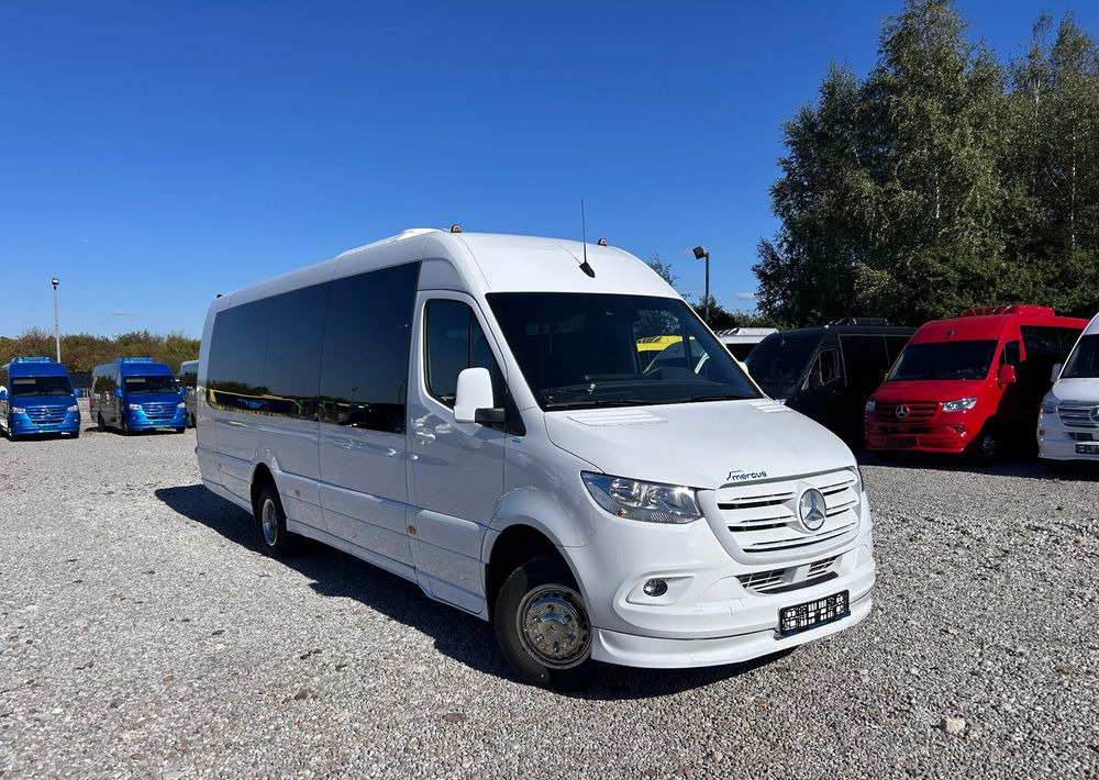 Mercedes-Benz Sprinter 519 - Minibusz, Kisbusz: 1 kép. Mercedes-Benz Sprinter 519 - Minibusz, Kisbusz: 1 kép.