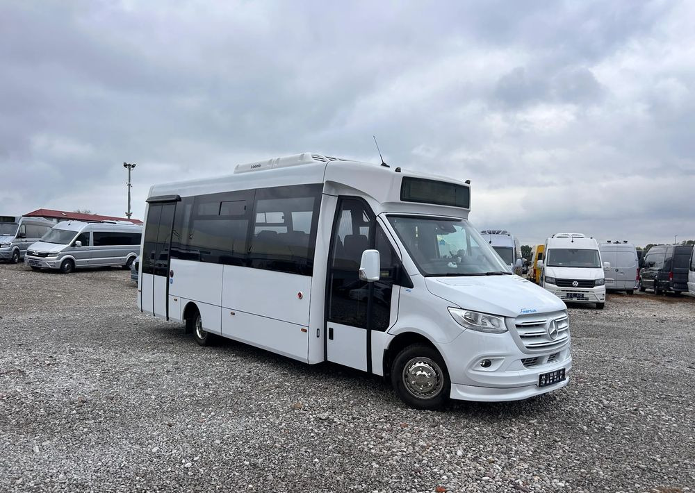 Mercedes-Benz Sprinter CITY - Városi busz: 4 kép. Mercedes-Benz Sprinter CITY - Városi busz: 4 kép.