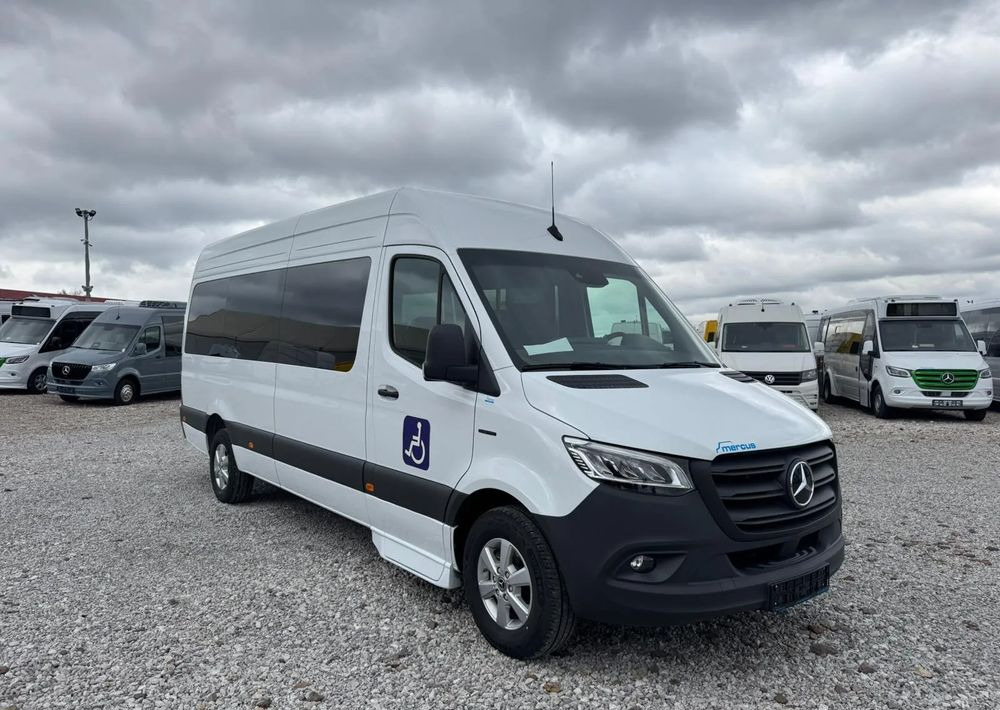 Mercedes-Benz Sprinter - Minibusz, Elektromos busz: 1 kép. Mercedes-Benz Sprinter - Minibusz, Elektromos busz: 1 kép.