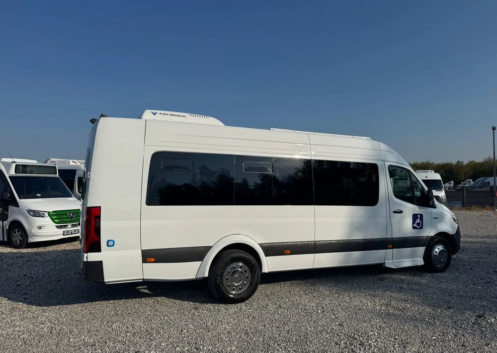 Mercedes-Benz Sprinter - Minibusz, Elektromos busz: 3 kép. Mercedes-Benz Sprinter - Minibusz, Elektromos busz: 3 kép.