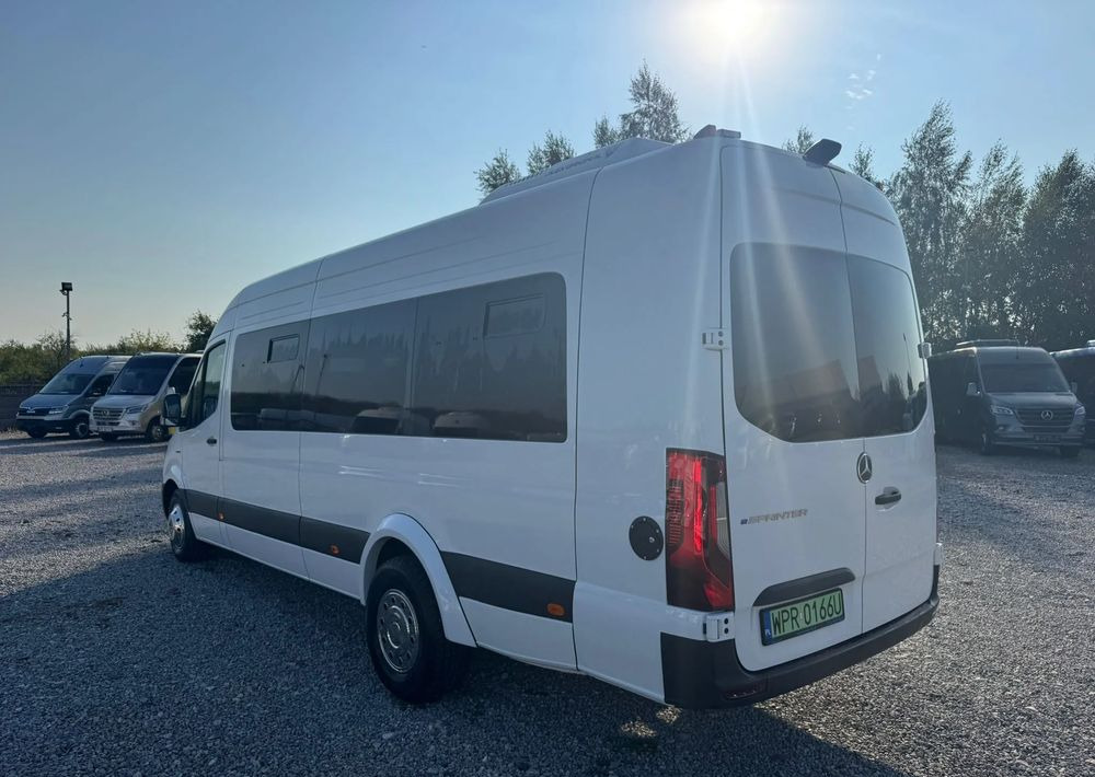 Mercedes-Benz Sprinter - Minibusz, Elektromos busz: 5 kép. Mercedes-Benz Sprinter - Minibusz, Elektromos busz: 5 kép.