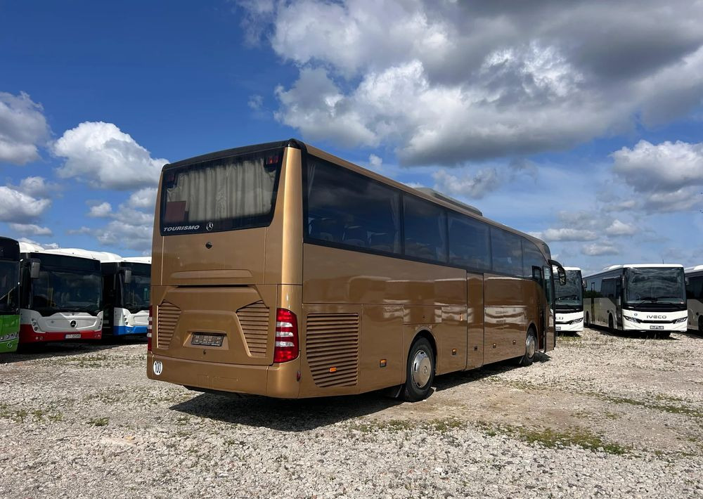 Mercedes-Benz Torusimo - Távolsági busz: 4 kép. Mercedes-Benz Torusimo - Távolsági busz: 4 kép.
