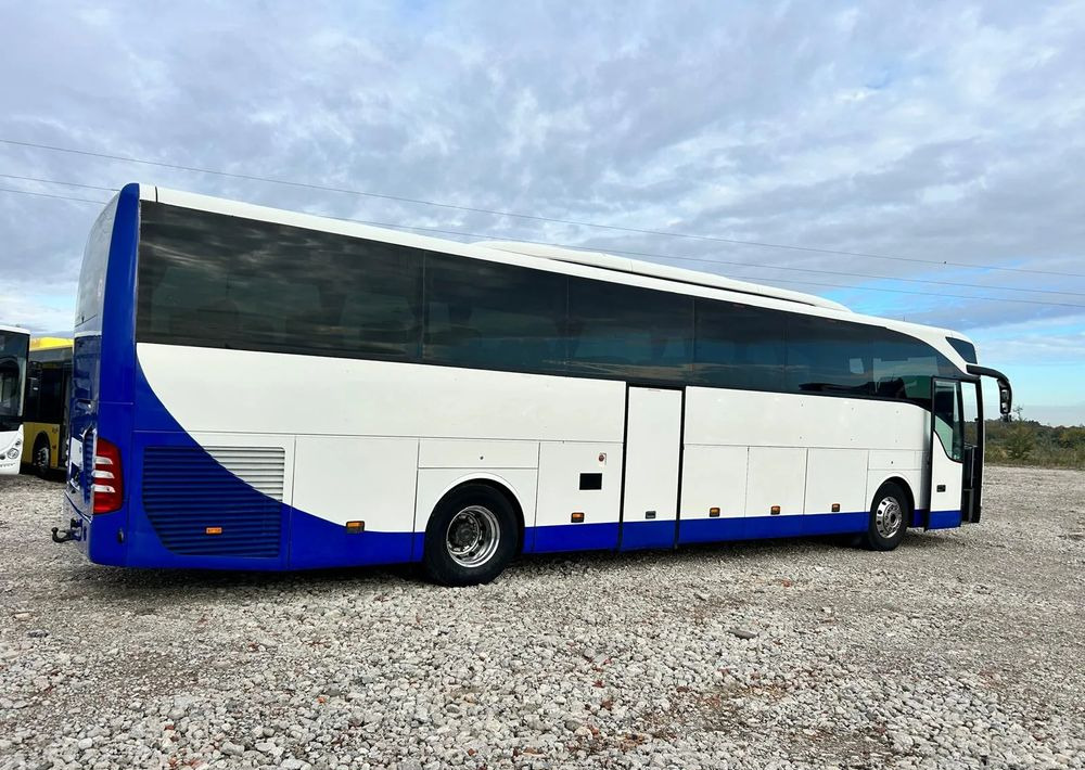Mercedes-Benz Tourismo - Távolsági busz: 5 kép. Mercedes-Benz Tourismo - Távolsági busz: 5 kép.
