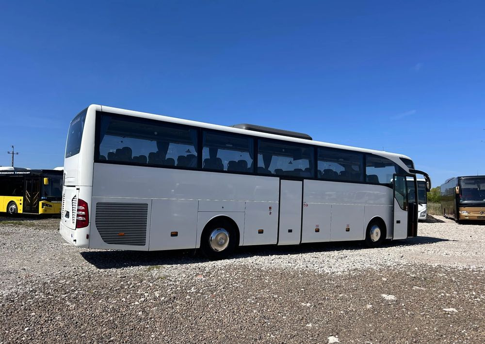 Mercedes-Benz Tourismo - Távolsági busz: 3 kép. Mercedes-Benz Tourismo - Távolsági busz: 3 kép.