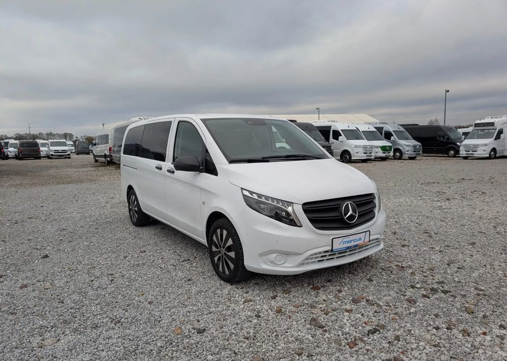 Mercedes-Benz Vito Tourer 114 - Minibusz, Kisbusz: 1 kép. Mercedes-Benz Vito Tourer 114 - Minibusz, Kisbusz: 1 kép.