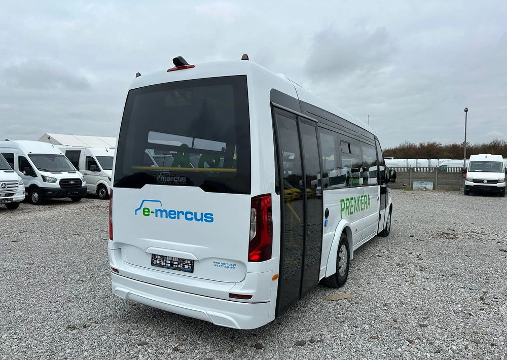 Mercedes-Benz eSprinter - Minibusz, Elektromos busz: 4 kép. Mercedes-Benz eSprinter - Minibusz, Elektromos busz: 4 kép.