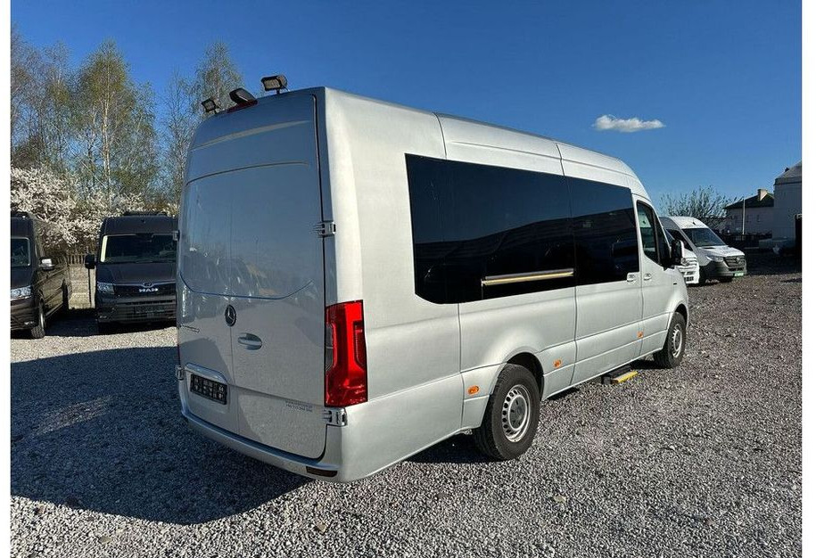 Mercedes-Benz eSprinter - Minibusz, Elektromos busz: 5 kép. Mercedes-Benz eSprinter - Minibusz, Elektromos busz: 5 kép.
