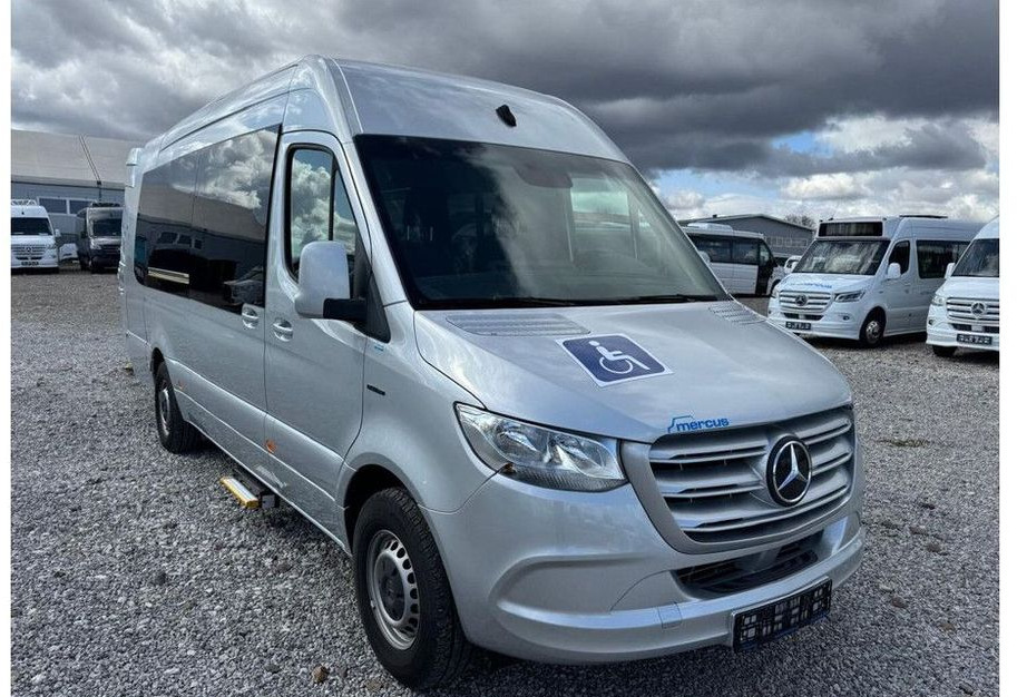 Mercedes-Benz eSprinter - Minibusz, Elektromos busz: 1 kép. Mercedes-Benz eSprinter - Minibusz, Elektromos busz: 1 kép.