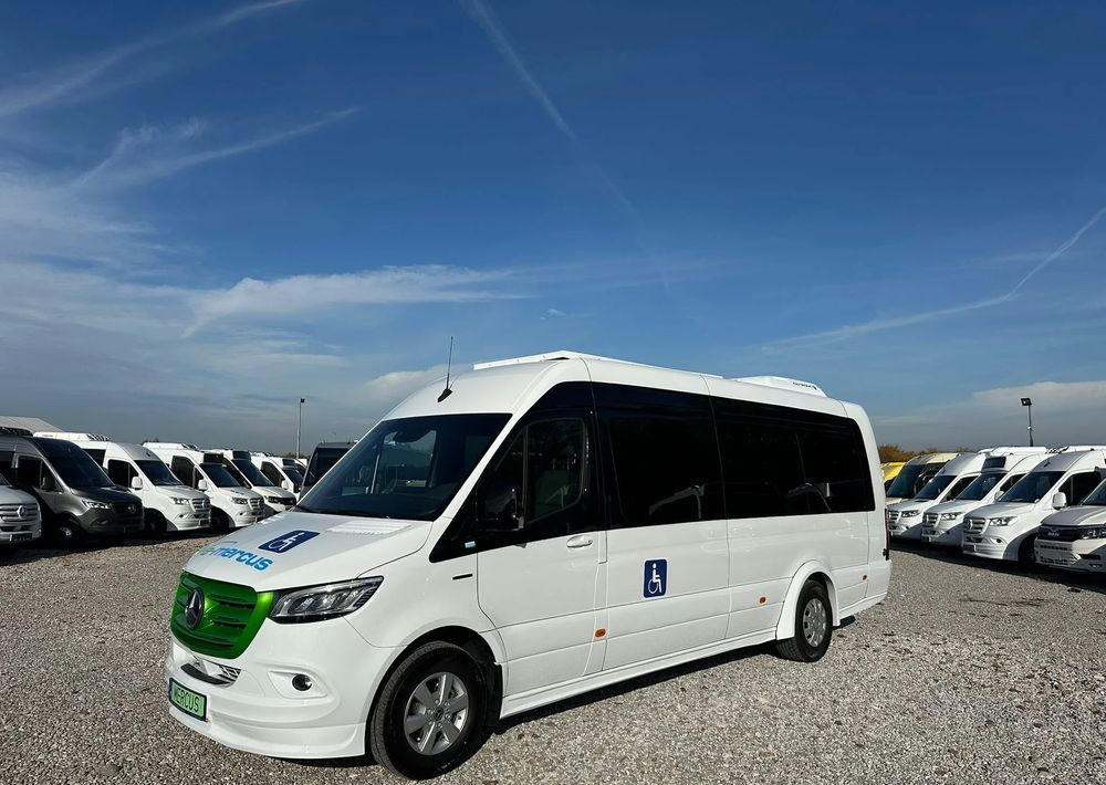 Mercedes-Benz eSprinter - Minibusz, Elektromos busz: 3 kép. Mercedes-Benz eSprinter - Minibusz, Elektromos busz: 3 kép.