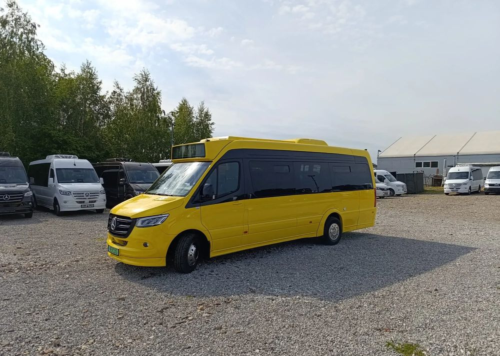 Új Minibusz, Elektromos busz Mercedes-Benz eSprinter: 11 kép.