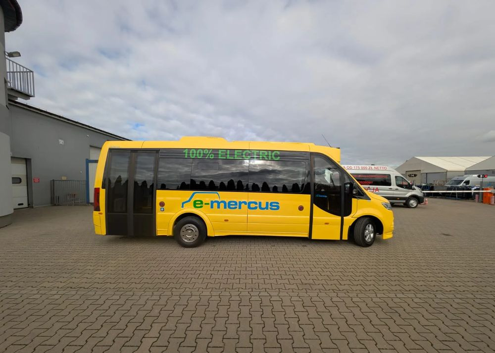 Mercedes-Benz eSprinter - Városi busz, Elektromos busz: 3 kép. Mercedes-Benz eSprinter - Városi busz, Elektromos busz: 3 kép.