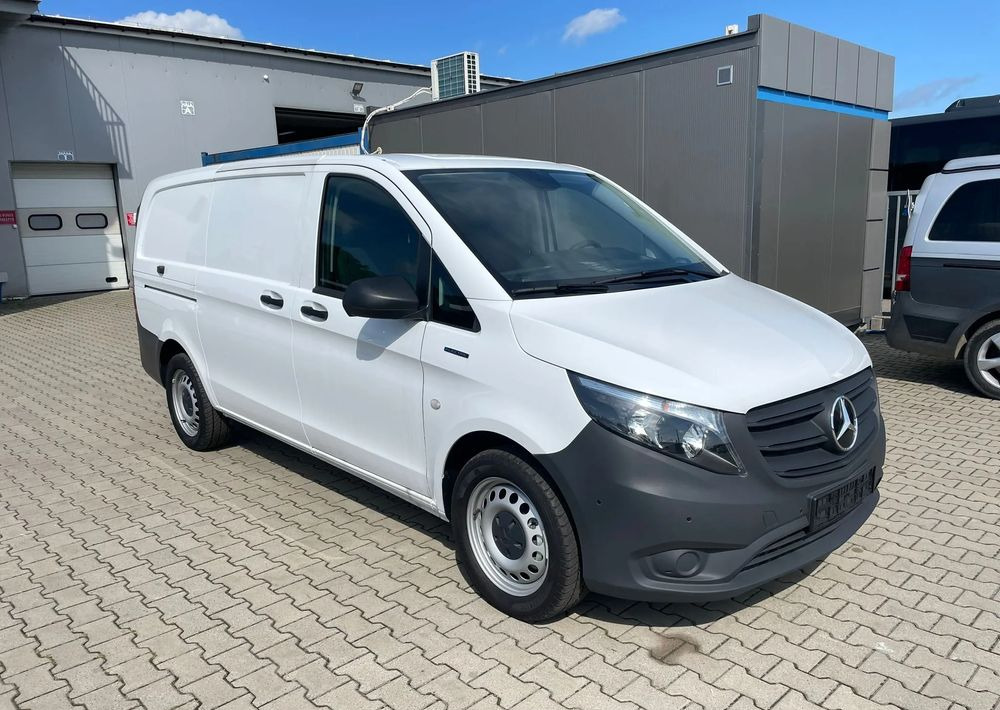 Mercedes-Benz eVito - Furgon, Elektromos kisteherautó: 4 kép. Mercedes-Benz eVito - Furgon, Elektromos kisteherautó: 4 kép.