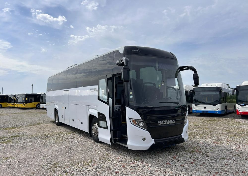 Távolsági busz Scania HIGER: 9 kép. Távolsági busz Scania HIGER: 9 kép.