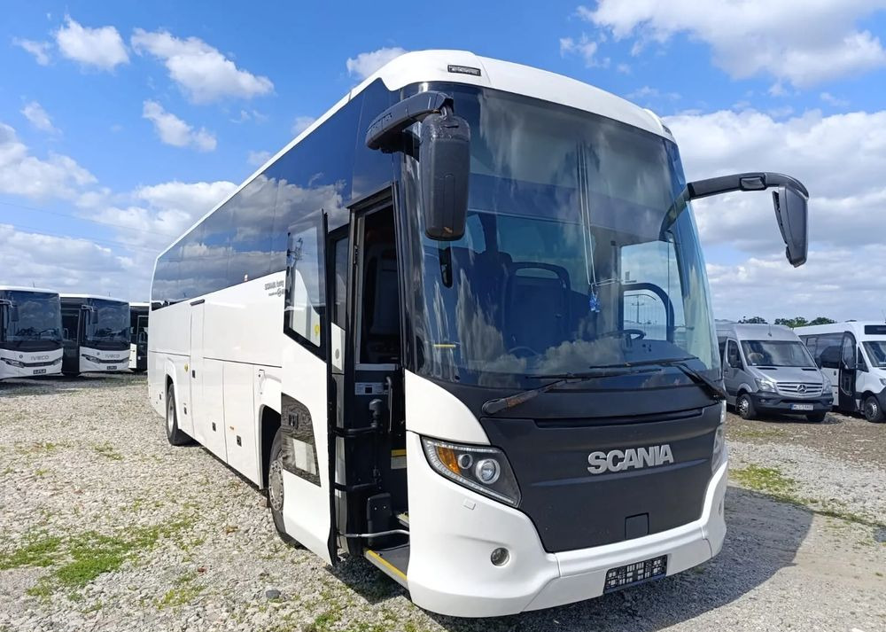 Távolsági busz Scania HIGER: 12 kép. Távolsági busz Scania HIGER: 12 kép.