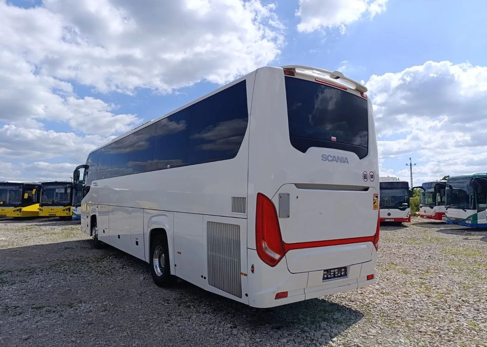 Távolsági busz Scania HIGER: 6 kép. Távolsági busz Scania HIGER: 6 kép.