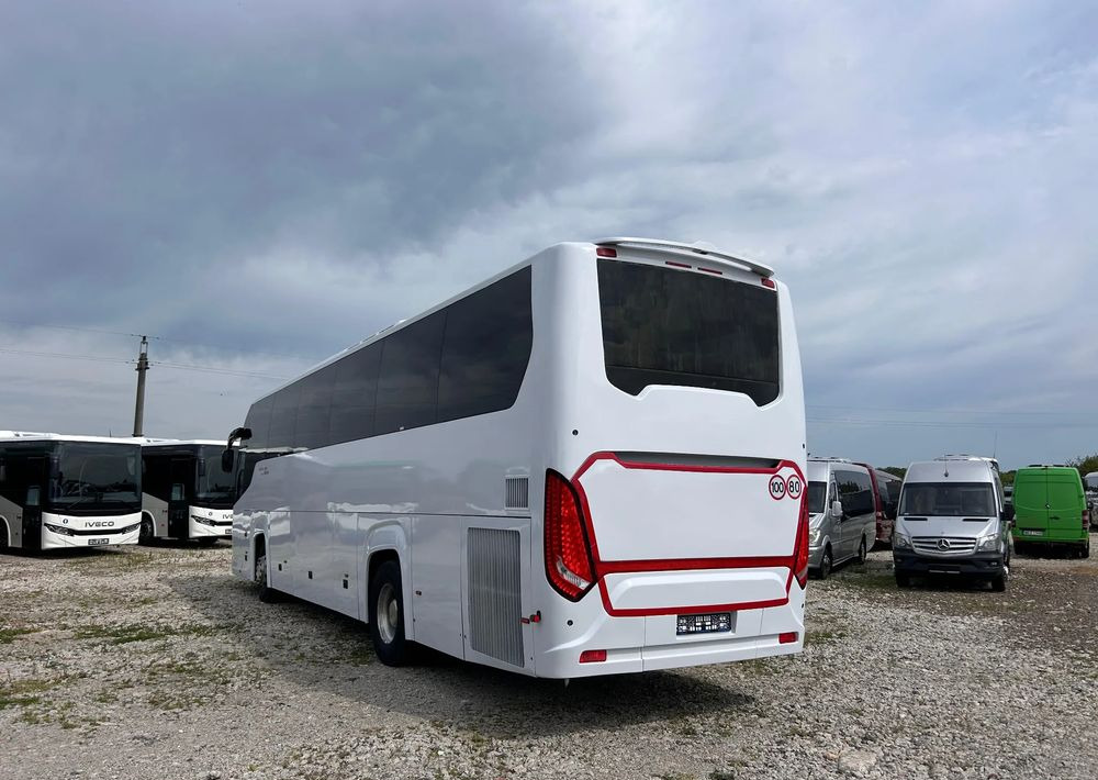 Scania HIGER - Távolsági busz: 5 kép. Scania HIGER - Távolsági busz: 5 kép.