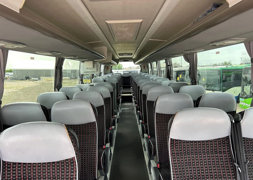 Távolsági busz Scania HIGER: 14 kép. Távolsági busz Scania HIGER: 14 kép.