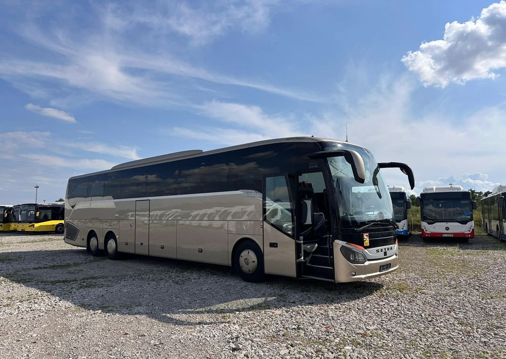 Setra S 519 HD - Távolsági busz: 1 kép. Setra S 519 HD - Távolsági busz: 1 kép.