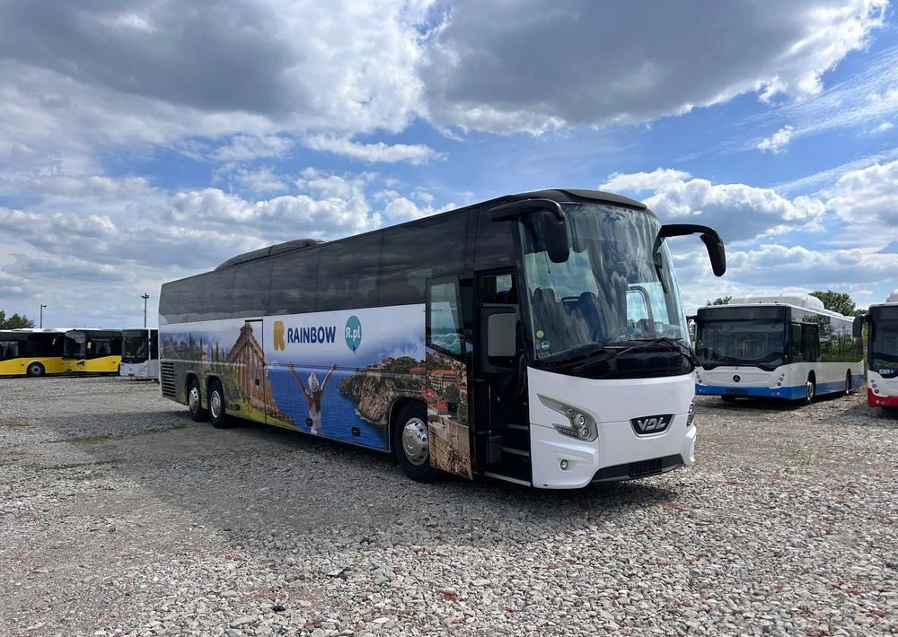 VDL Futura FHD2 - Távolsági busz: 1 kép. VDL Futura FHD2 - Távolsági busz: 1 kép.