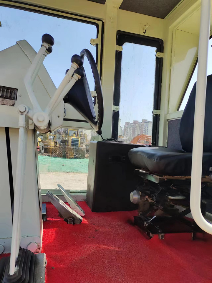 CATERPILLAR 140K - Gréder: 3 kép. CATERPILLAR 140K - Gréder: 3 kép.