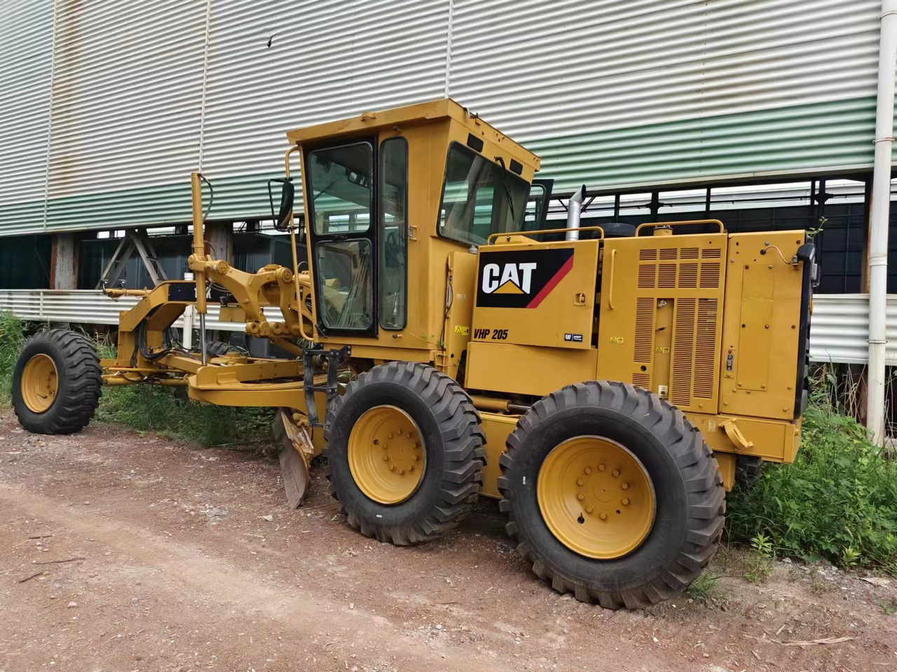 CATERPILLAR 160K - Gréder: 2 kép. CATERPILLAR 160K - Gréder: 2 kép.