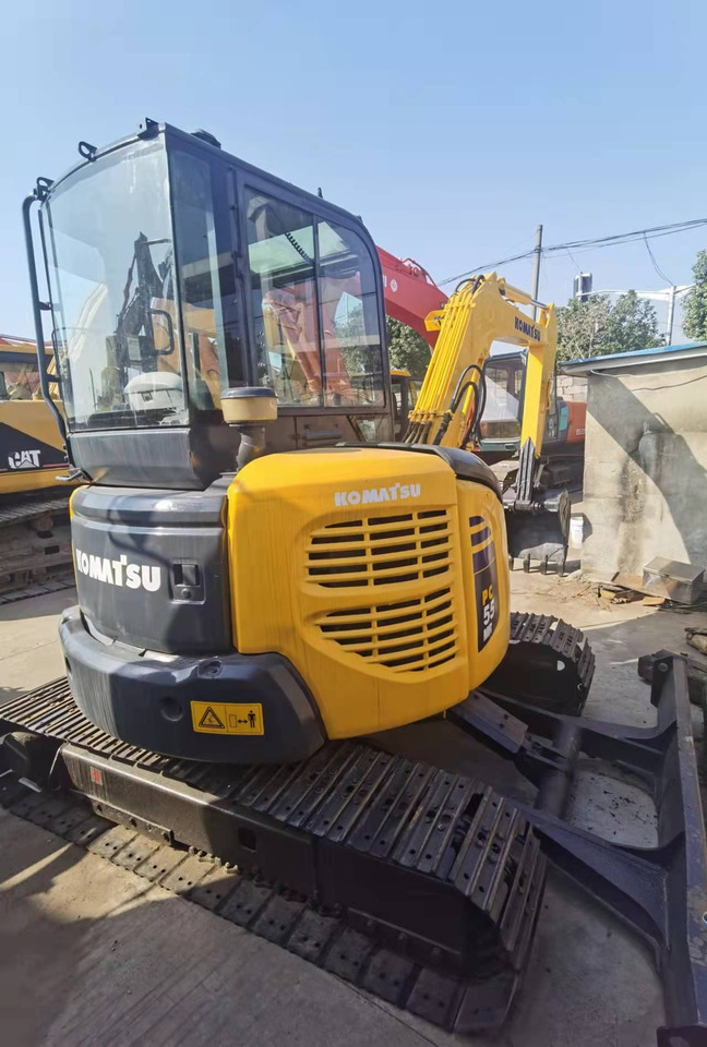 KOMATSU PC55MR-2 - Minikotró: 5 kép. KOMATSU PC55MR-2 - Minikotró: 5 kép.