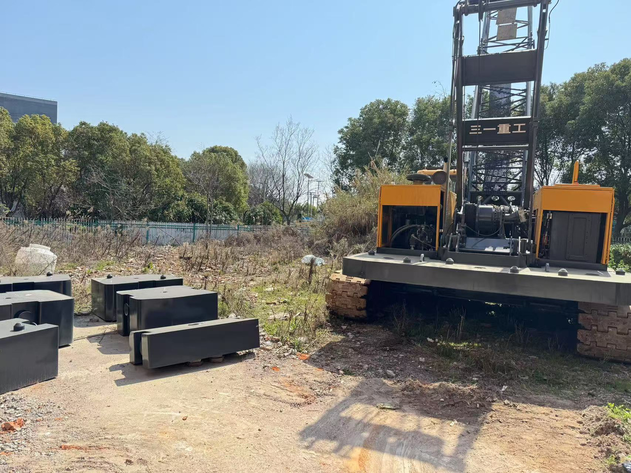 SANY scc550c - Lánctalpas daru: 4 kép. SANY scc550c - Lánctalpas daru: 4 kép.