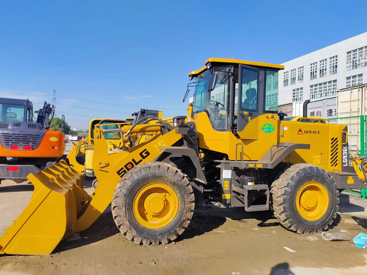 SDLG LG936L 3TON LOADER - Gumikerekes homlokrakodó: 1 kép. SDLG LG936L 3TON LOADER - Gumikerekes homlokrakodó: 1 kép.