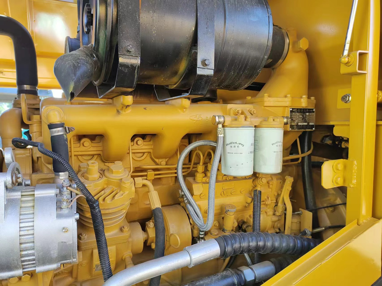 SDLG LG936L 3TON LOADER - Gumikerekes homlokrakodó: 4 kép. SDLG LG936L 3TON LOADER - Gumikerekes homlokrakodó: 4 kép.